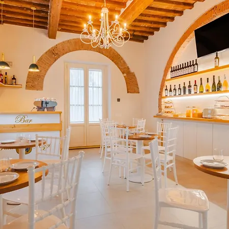 Couette-café Relais Rizzi Cecina (Livorno)